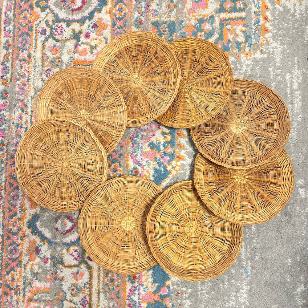 8 vintage wicker plates / wall decor